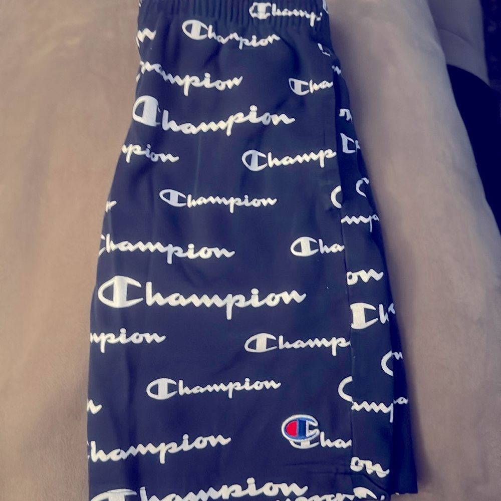 Boys champion summer shorts - size 6 EUC